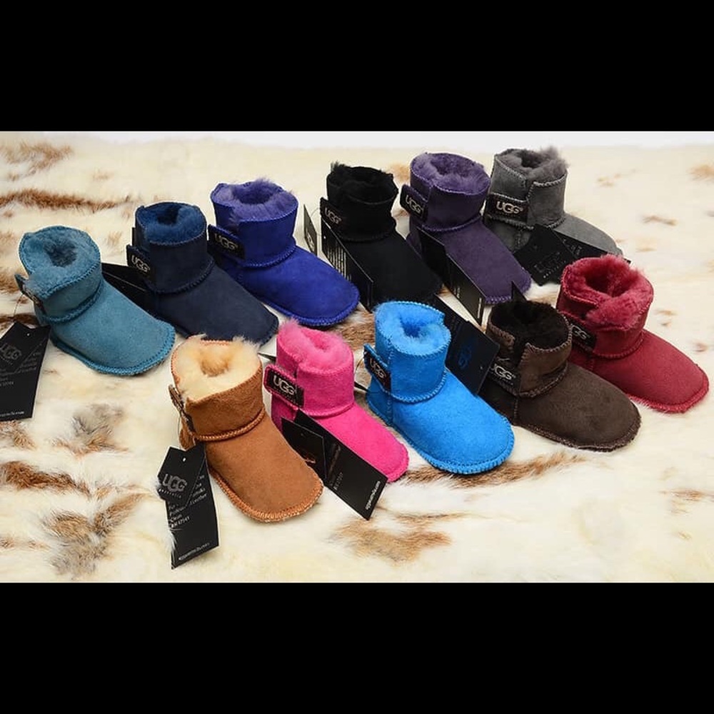 Kids authentic uggs